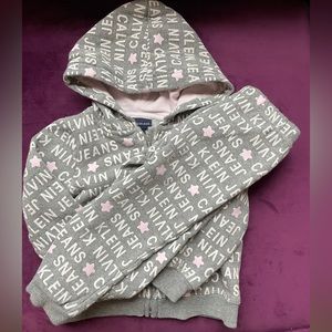 Authentic Calvin Klein Toddler Girl Sweatsuit Color: Pink, Gray and White (24m)
